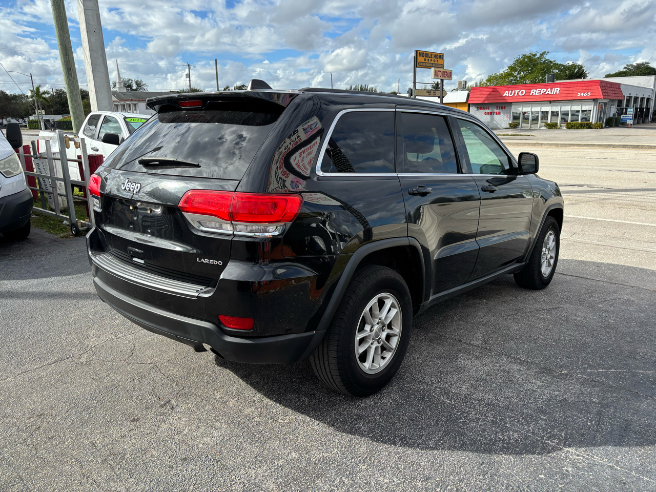 Jeep Grand Cherokee Laredo 2WD 2016