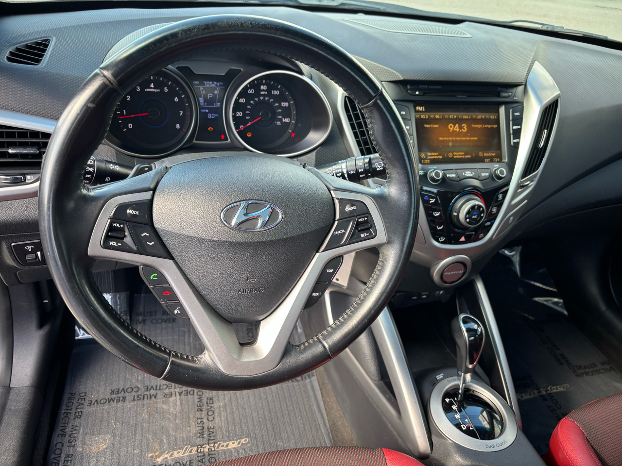 Hyundai Veloster Base 6MT 2016