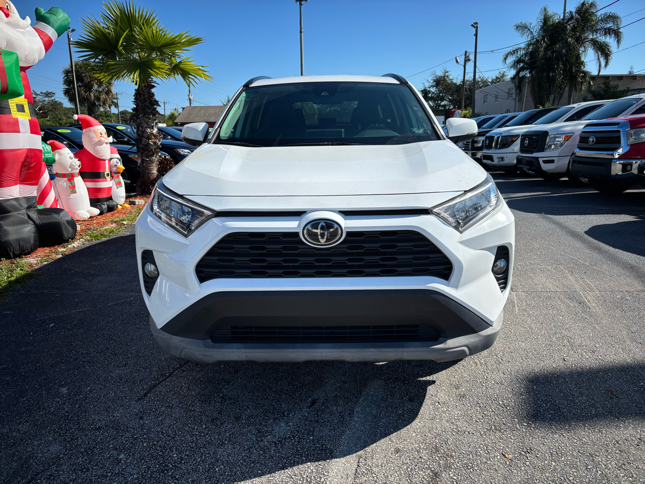 Toyota RAV4 XLE 2021