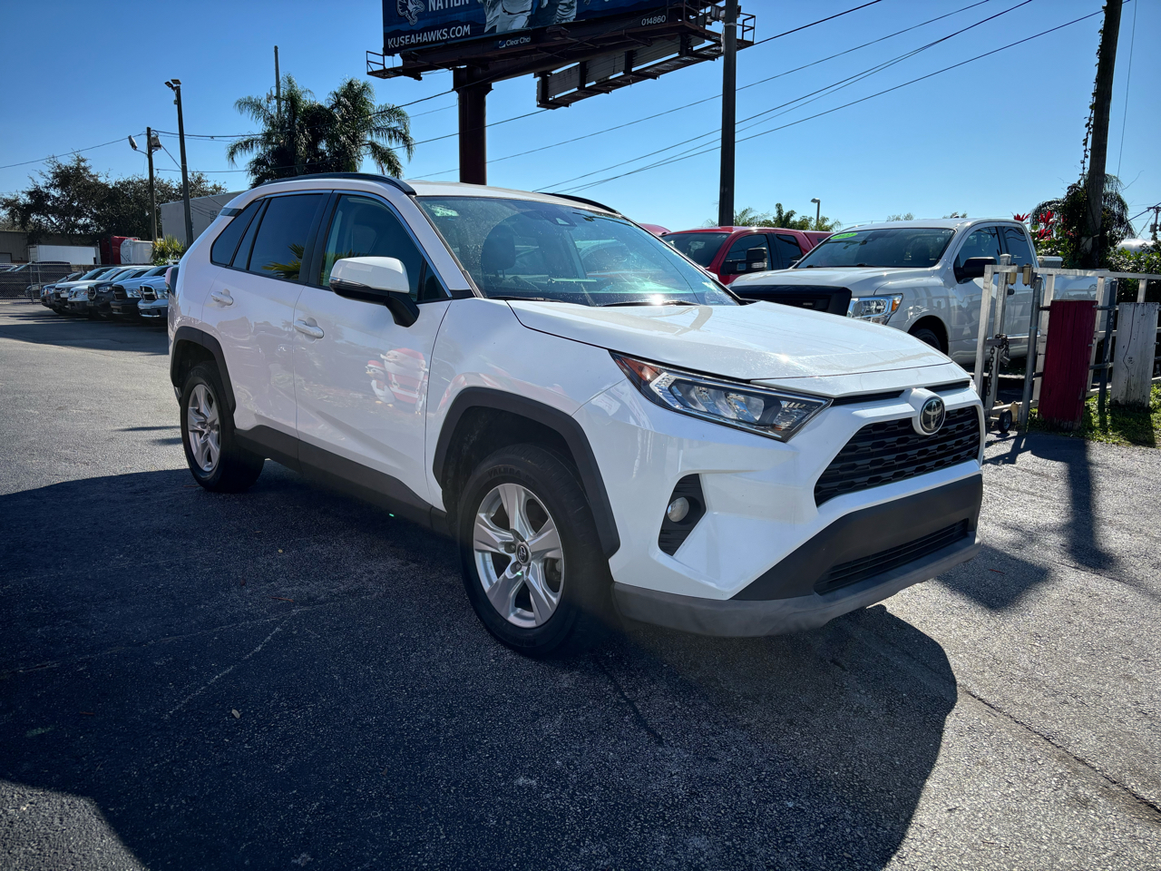 Toyota RAV4 XLE 2021