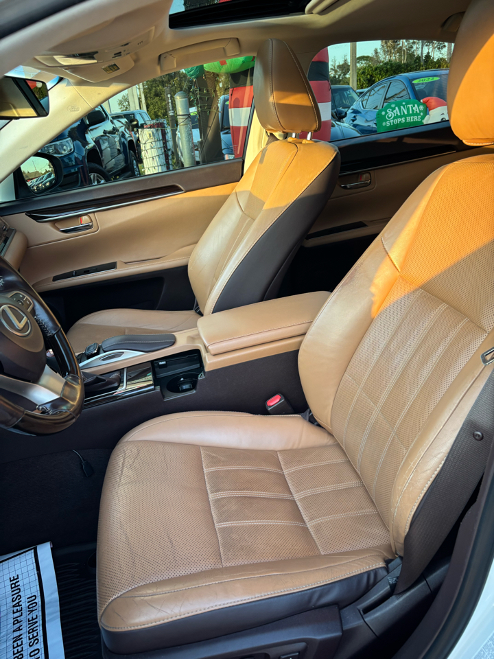 Lexus ES 350 Sedan 2016