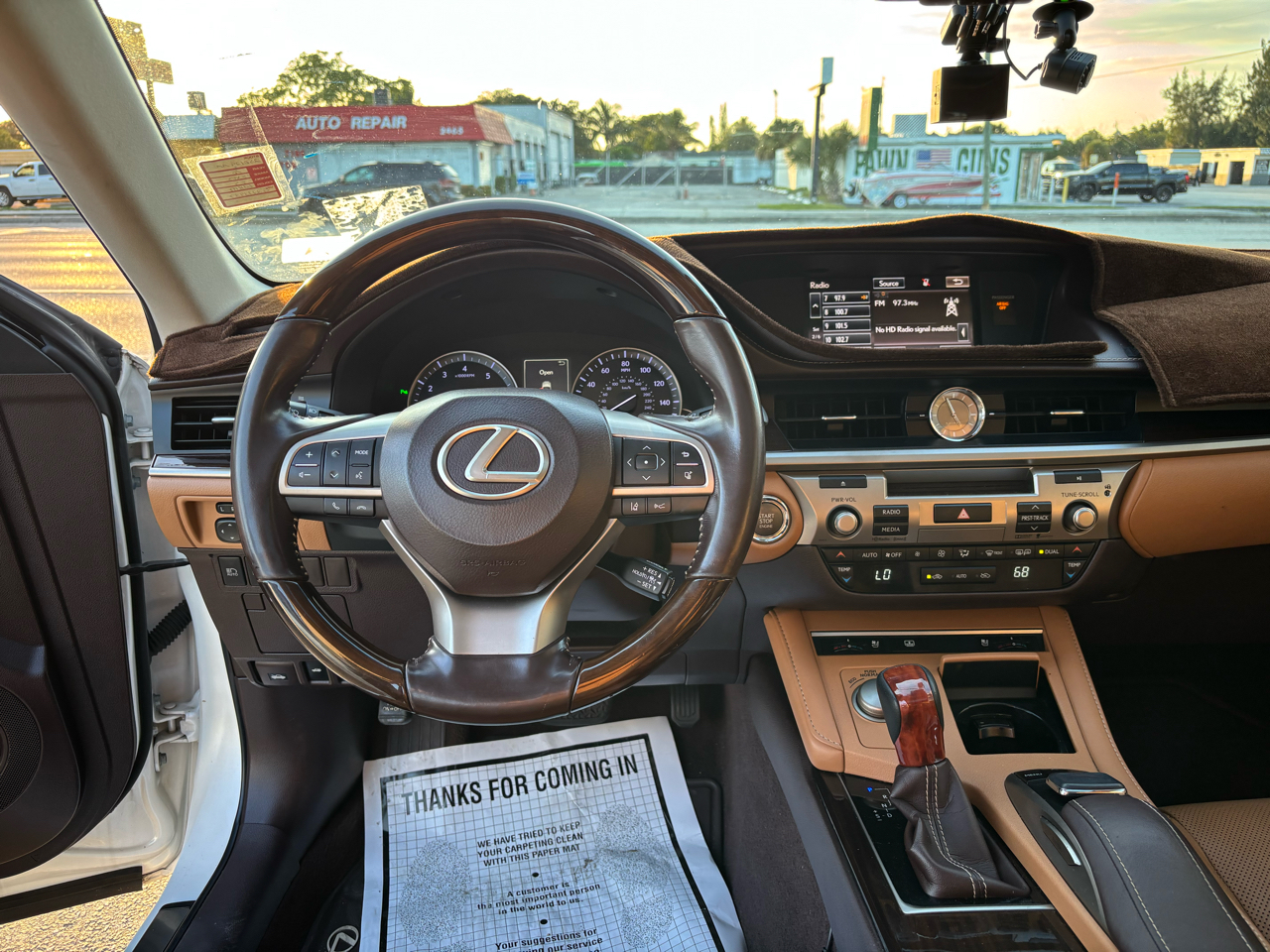 Lexus ES 350 Sedan 2016