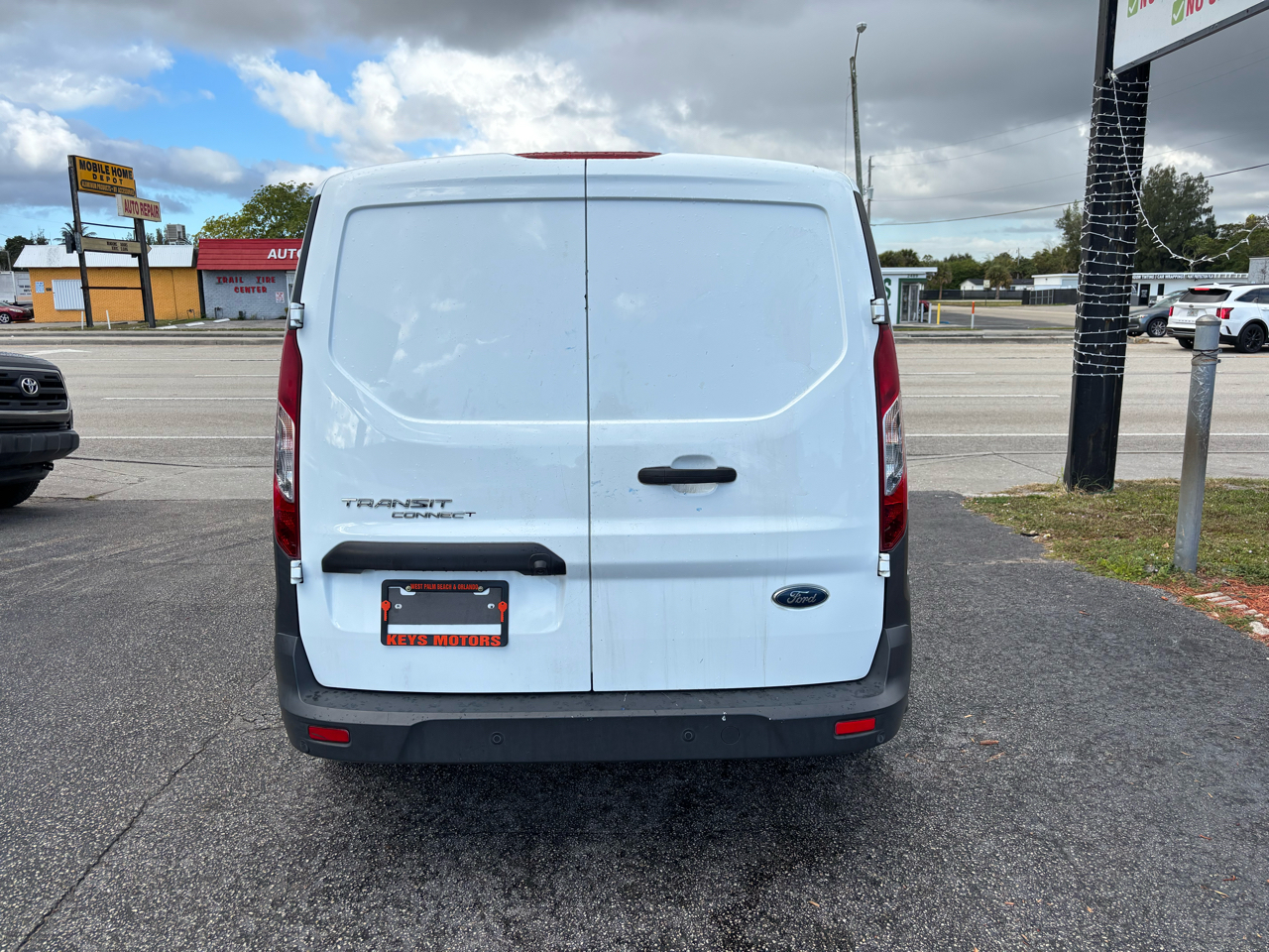 Ford Transit Connect Cargo Van XL LWB w/Rear 180 Degree Door 2017