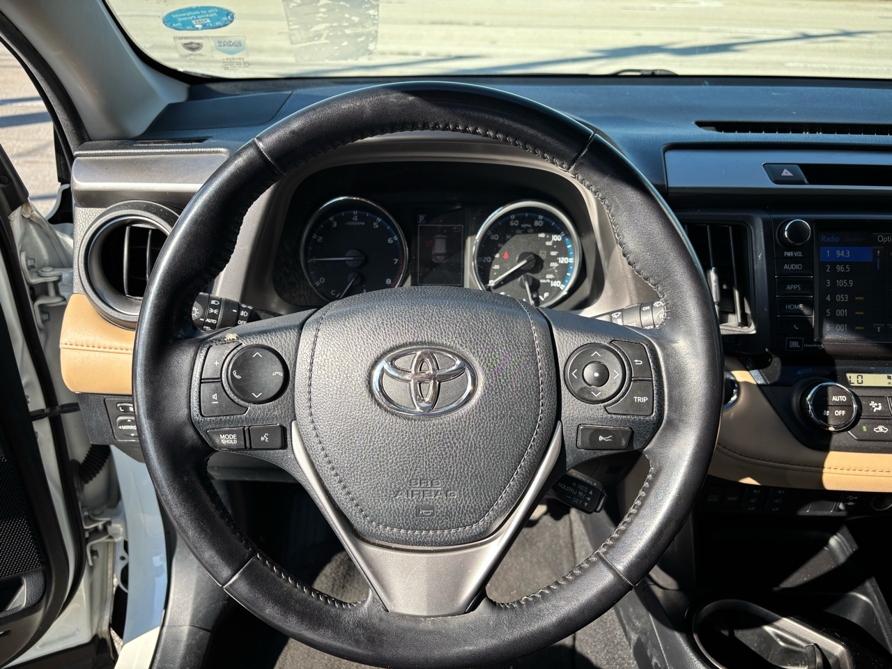 Toyota RAV4 Limited FWD 2016