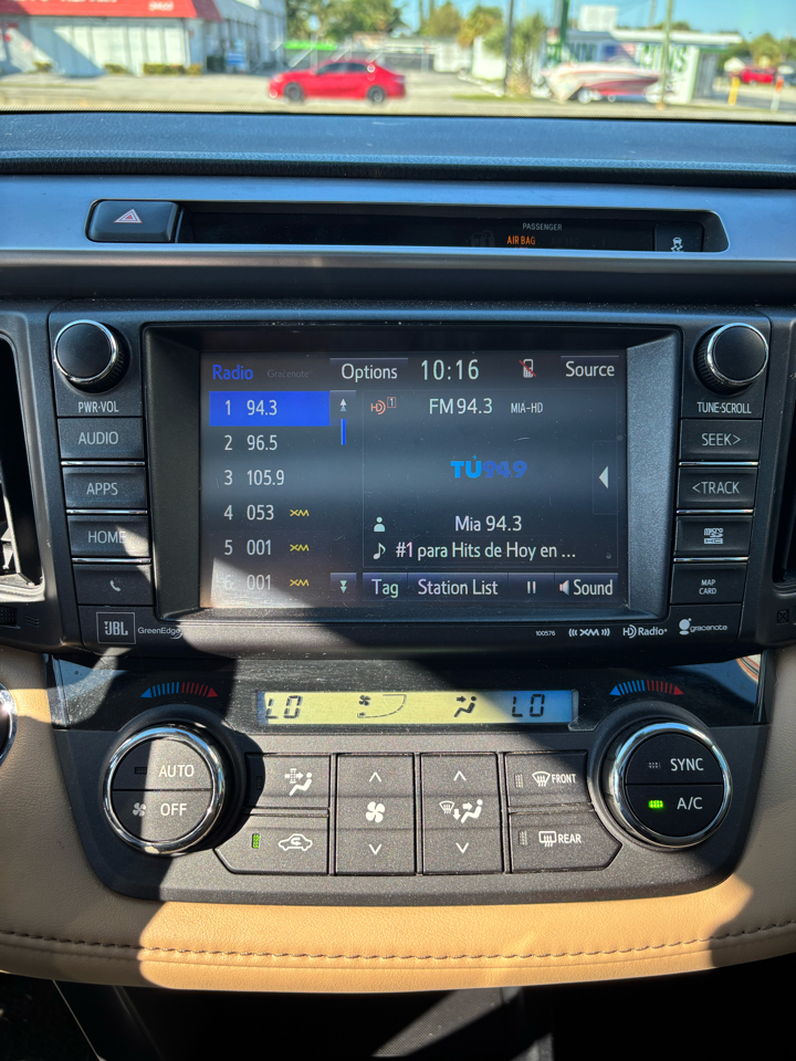 Toyota RAV4 Limited FWD 2016