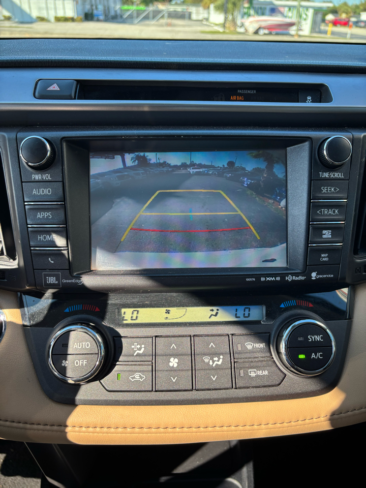 Toyota RAV4 Limited FWD 2016