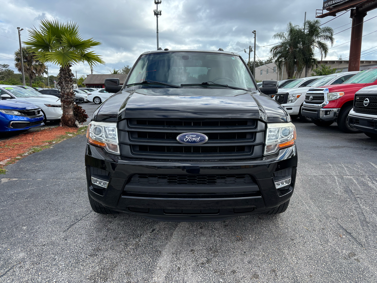 Ford Expedition Limited 2WD 2017