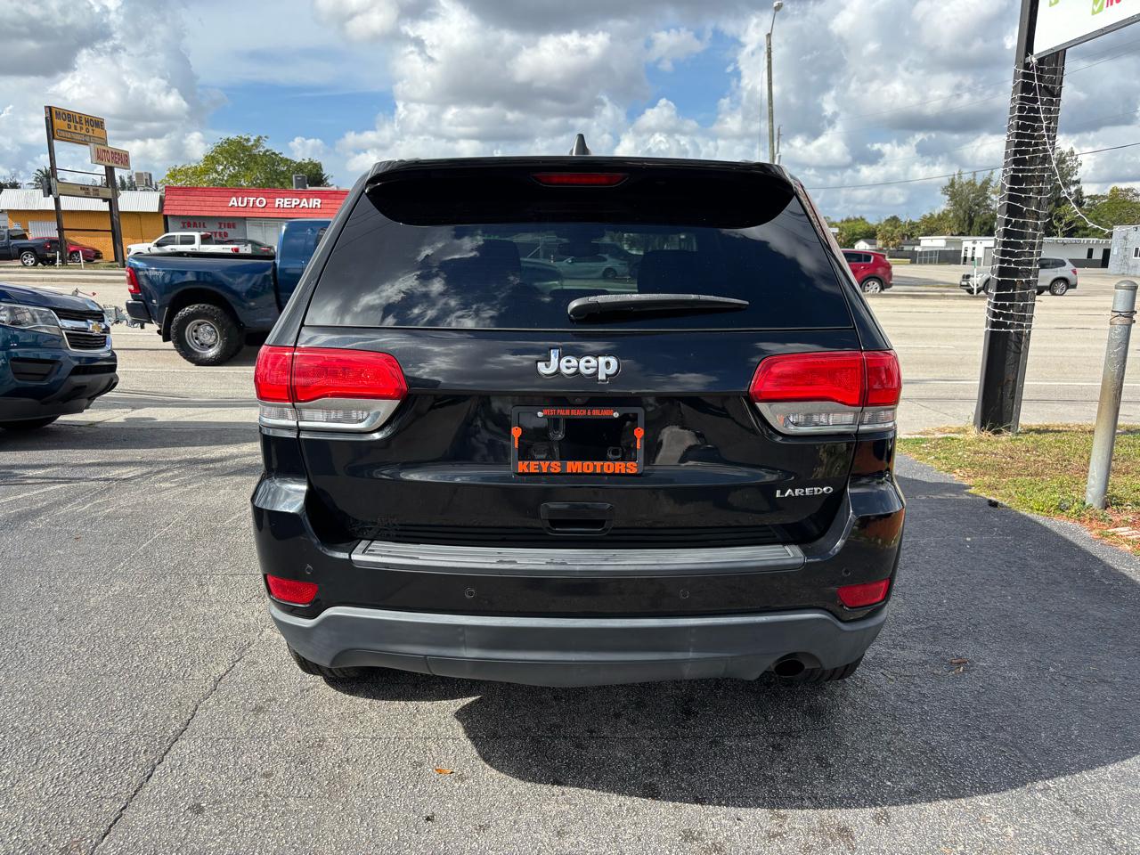 Jeep Grand Cherokee Laredo 2WD 2017