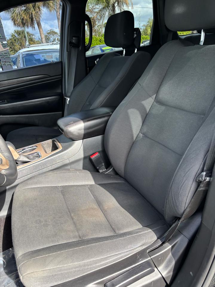 Jeep Grand Cherokee Laredo 2WD 2017