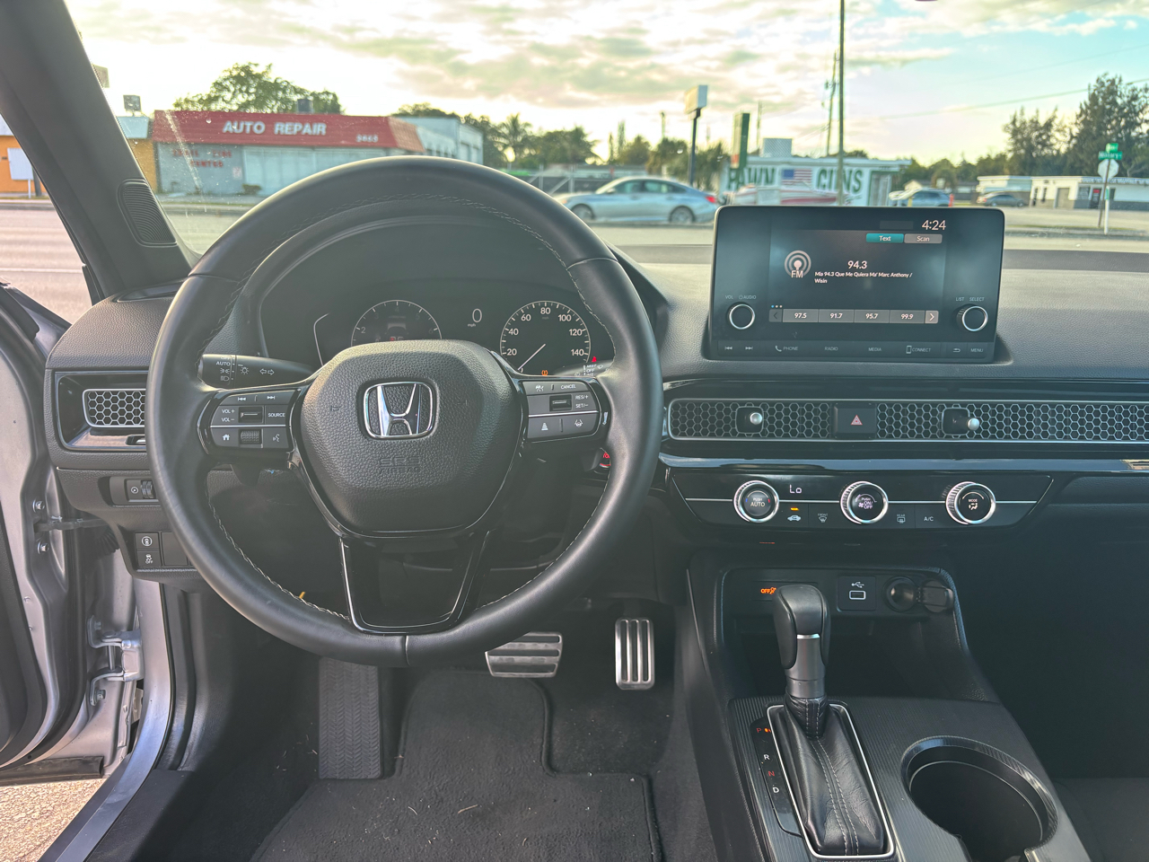 Honda Civic Sport Hatchback CVT 2023