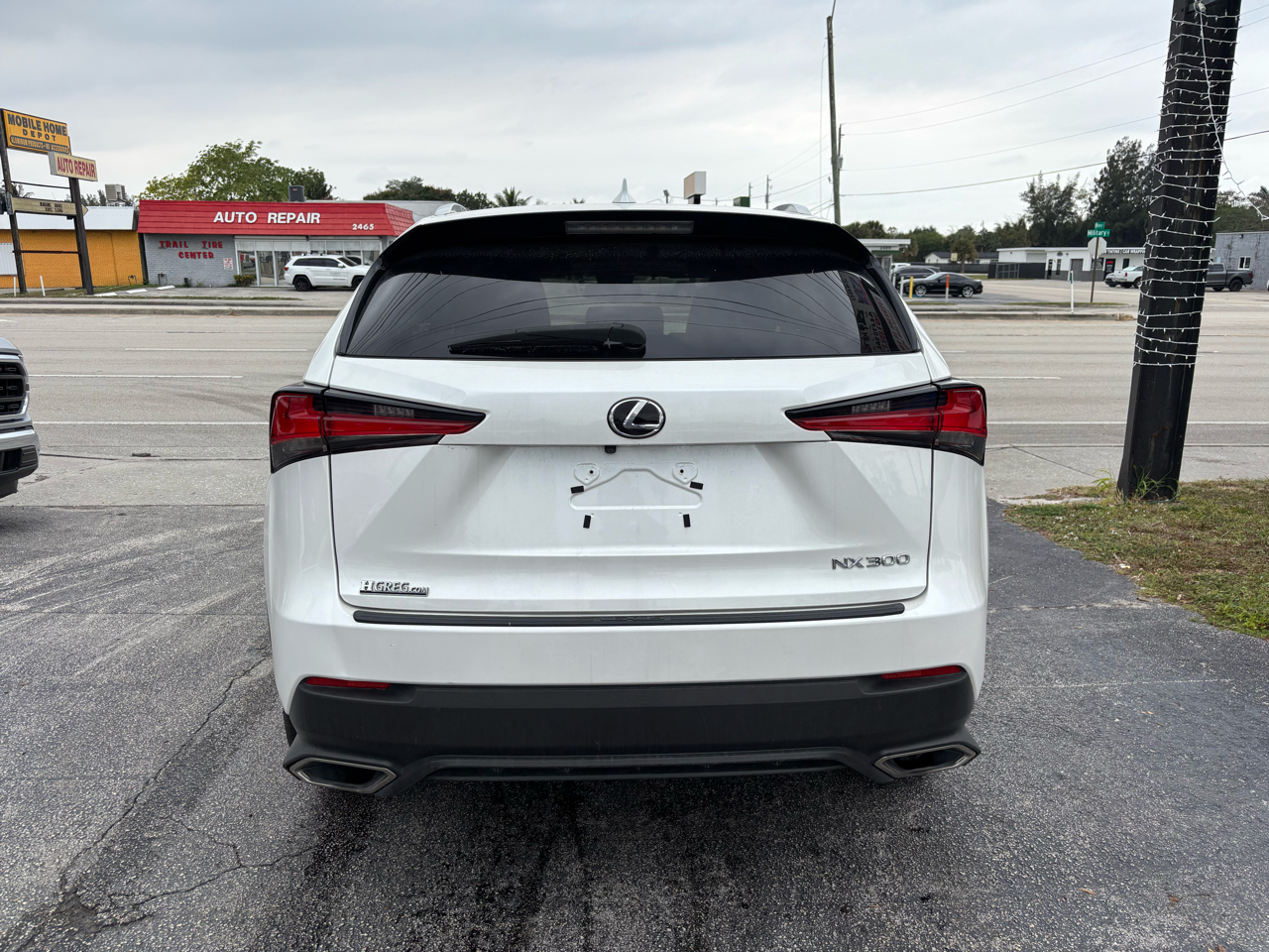 Lexus NX 200t FWD 2019