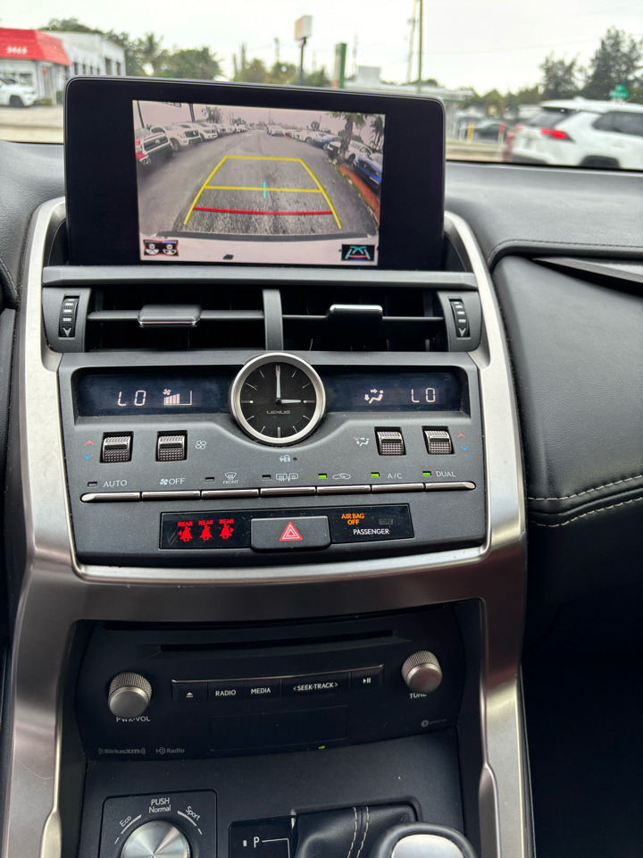 Lexus NX 200t FWD 2019