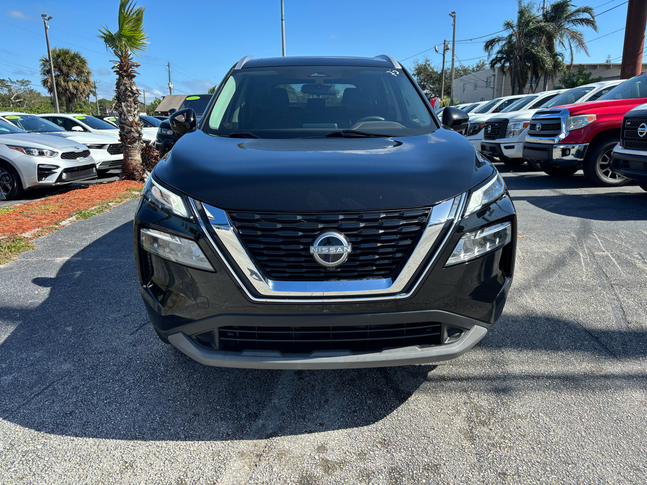 Nissan Rogue SV 2022