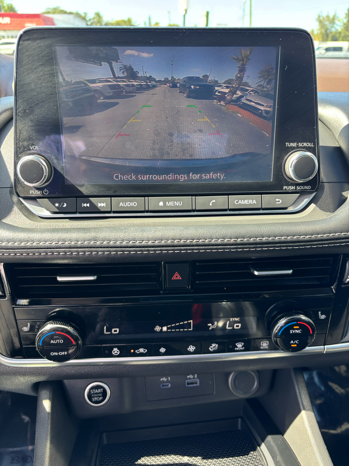 Nissan Rogue SV 2022