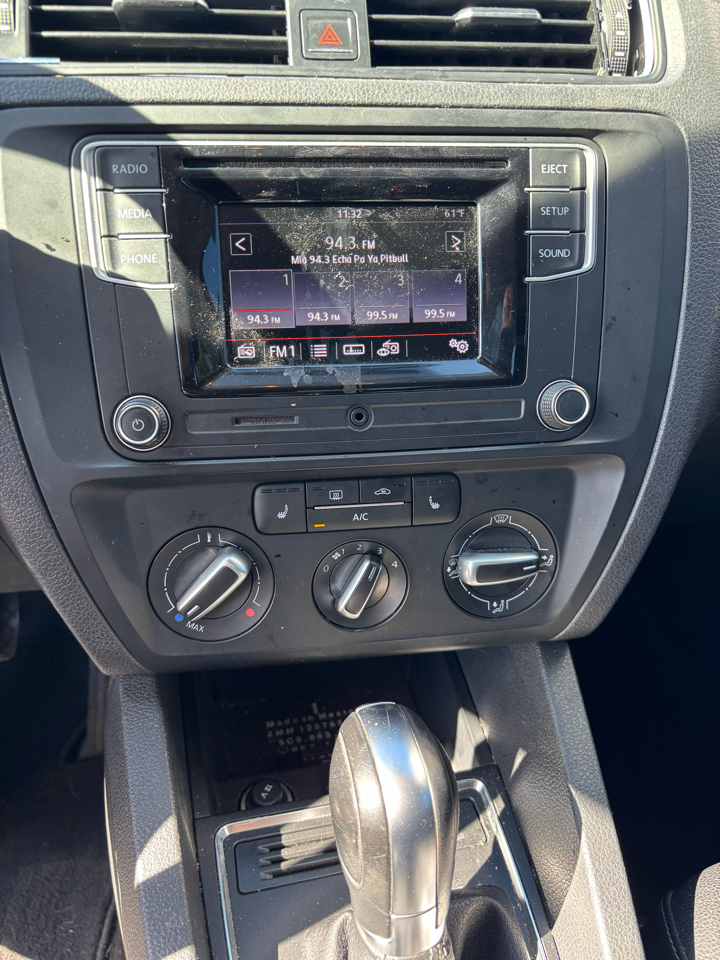 Volkswagen Jetta 1.4T SE 6A 2018