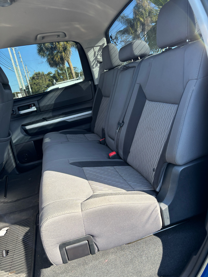 Toyota Tundra SR5 5.7L V8 FFV CrewMax 2WD 2016