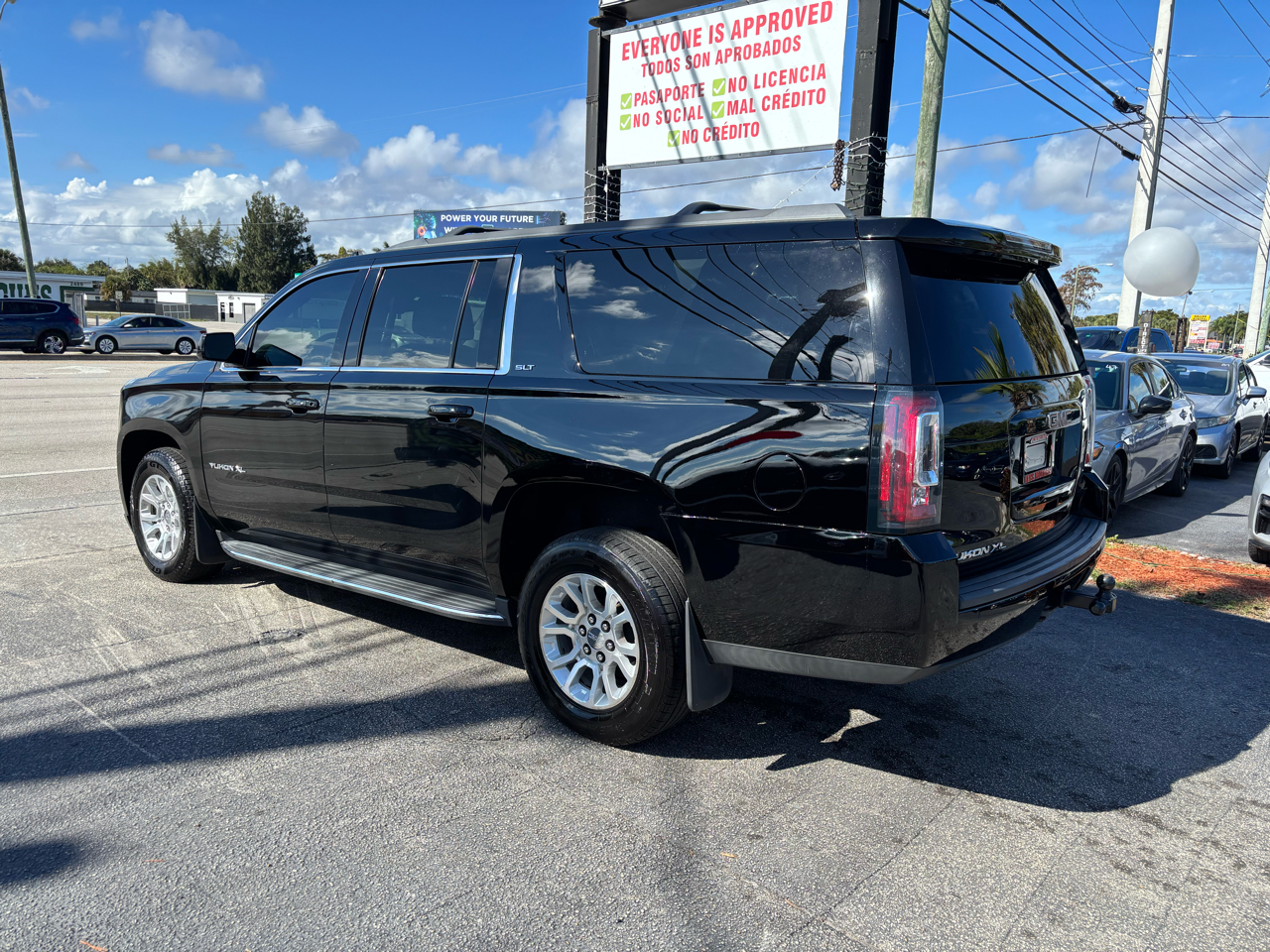 GMC Yukon XL SLT 2WD 2019