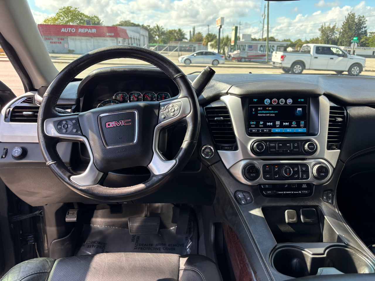 GMC Yukon XL SLT 2WD 2019