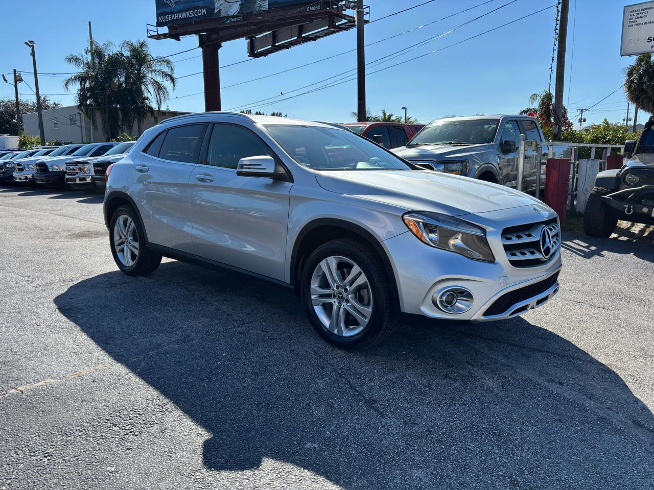 Mercedes-Benz GLA-Class GLA250 2020