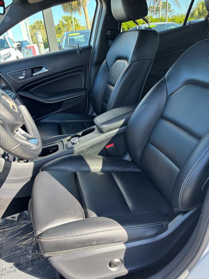 Mercedes-Benz GLA-Class GLA250 2020