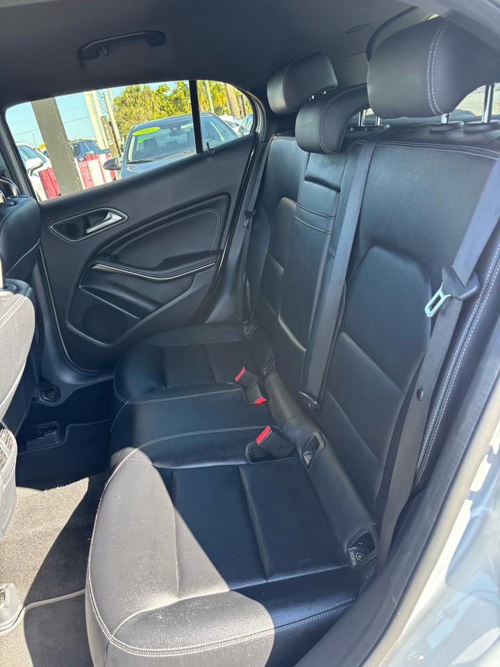 Mercedes-Benz GLA-Class GLA250 2020