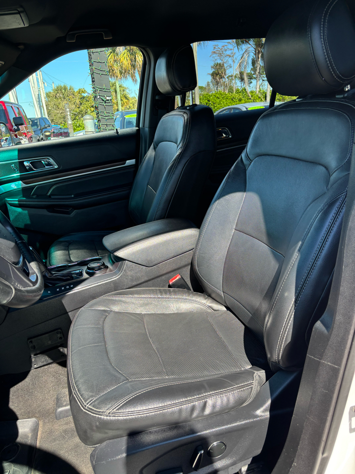 Ford Explorer Limited 4WD 2017