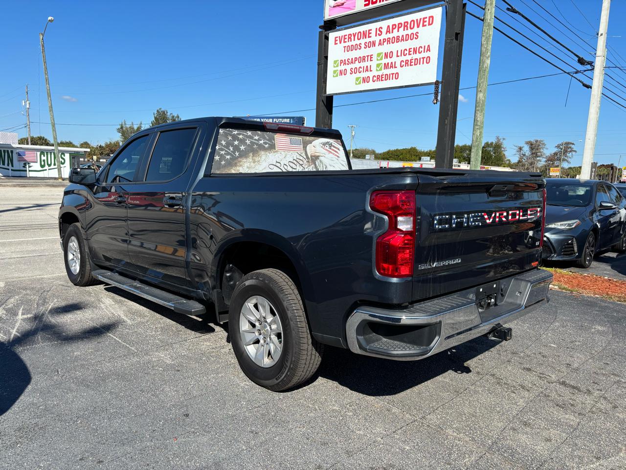 Chevrolet Silverado 1500 LT Crew Cab 2WD 2021