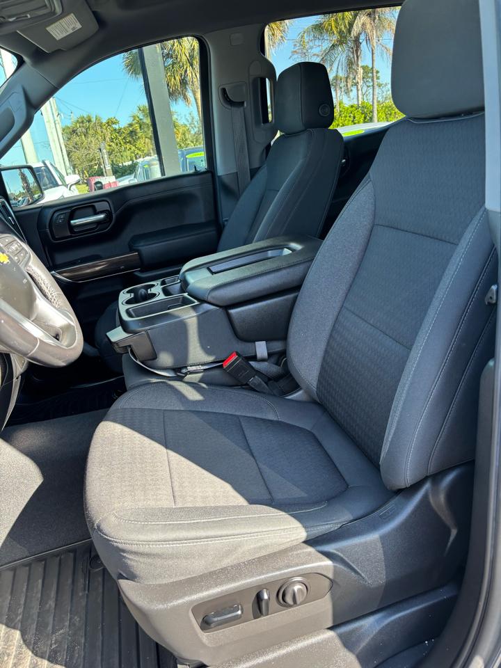 Chevrolet Silverado 1500 LT Crew Cab 2WD 2021