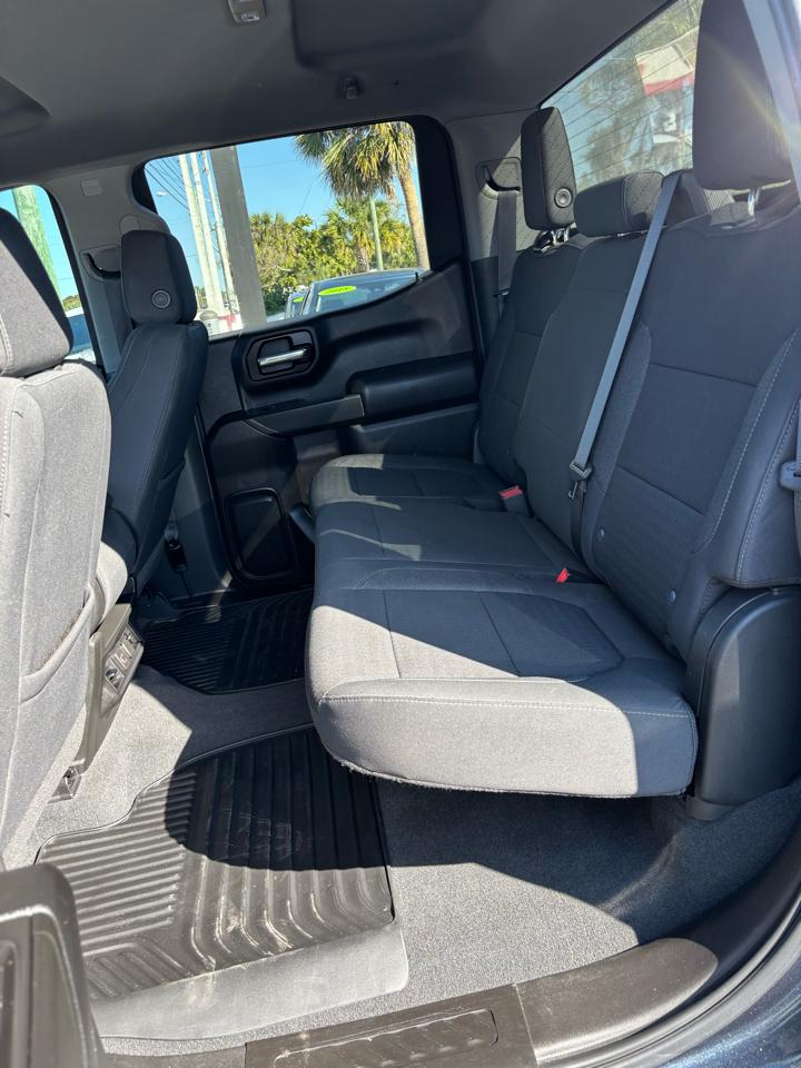 Chevrolet Silverado 1500 LT Crew Cab 2WD 2021