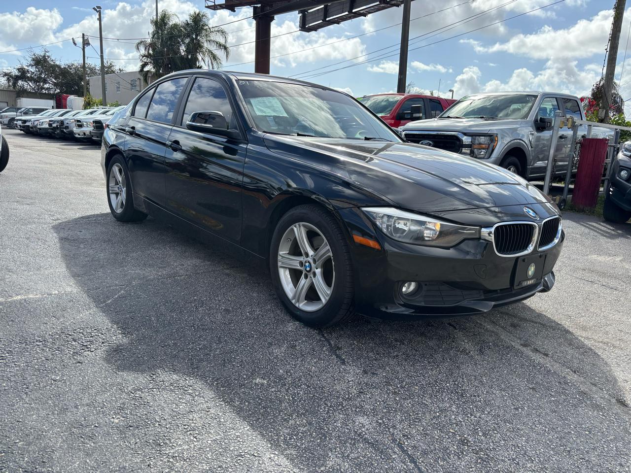 BMW 3-Series 320i Sedan 2015