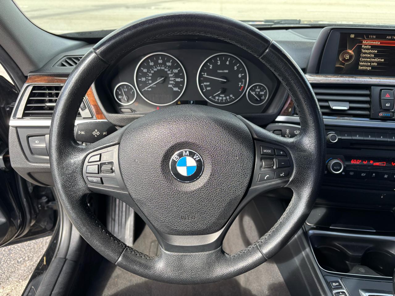 BMW 3-Series 320i Sedan 2015