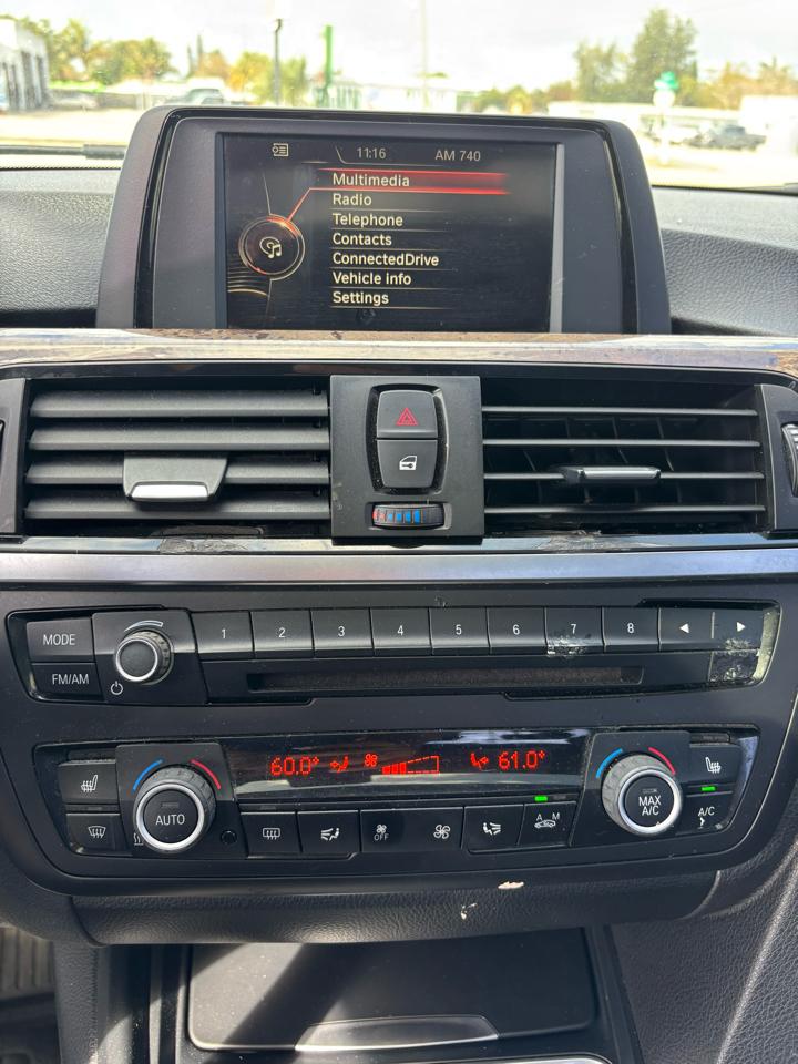 BMW 3-Series 320i Sedan 2015