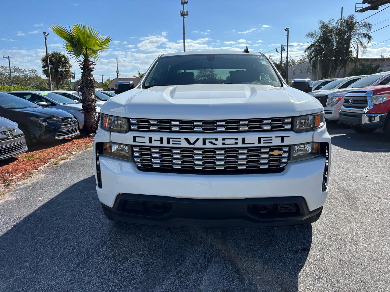 Chevrolet Silverado 1500 Custom Crew Cab Short Box 2WD 2020