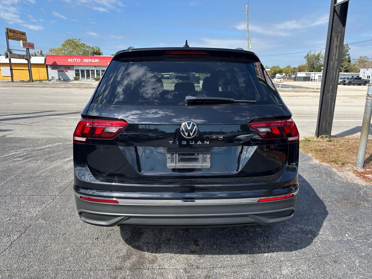 Volkswagen Tiguan SE 2022