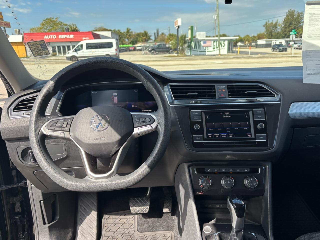 Volkswagen Tiguan SE 2022