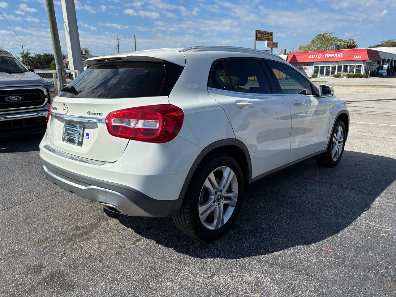 Mercedes-Benz GLA-Class GLA250 4MATIC 2018