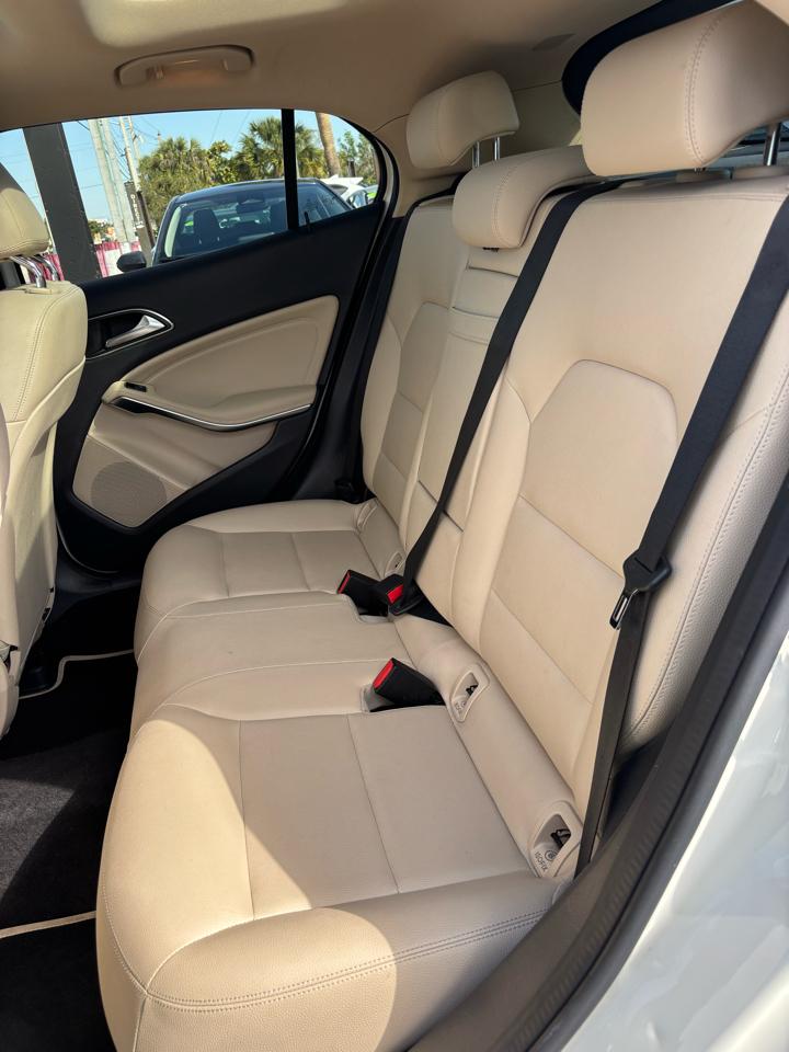 Mercedes-Benz GLA-Class GLA250 4MATIC 2018