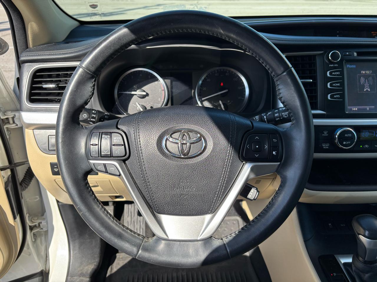 Toyota Highlander XLE FWD V6 2015