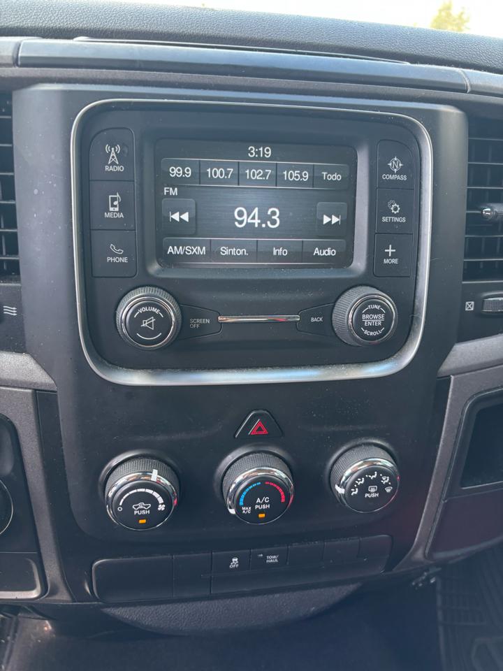 RAM 1500 Tradesman Quad Cab 2WD 2018