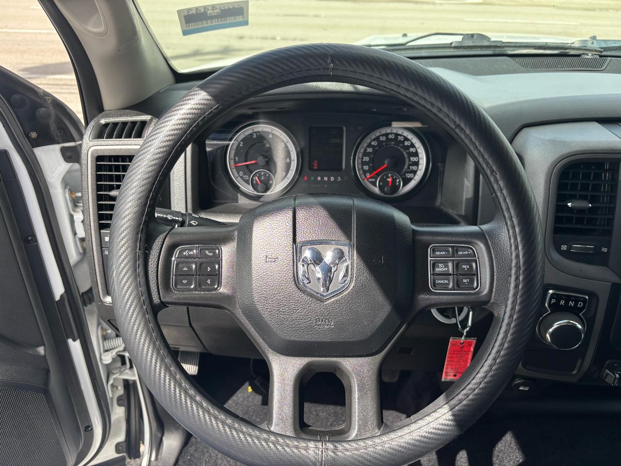 RAM 1500 Classic Tradesman Crew Cab SWB 2WD 2020