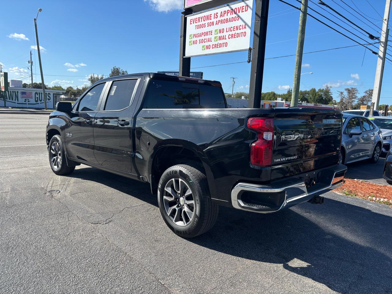 Chevrolet Silverado 1500 LT Crew Cab 2WD 2021
