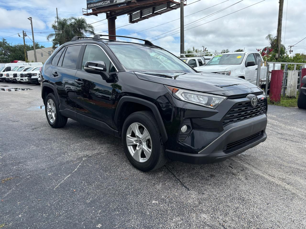 Toyota RAV4 XLE 2021