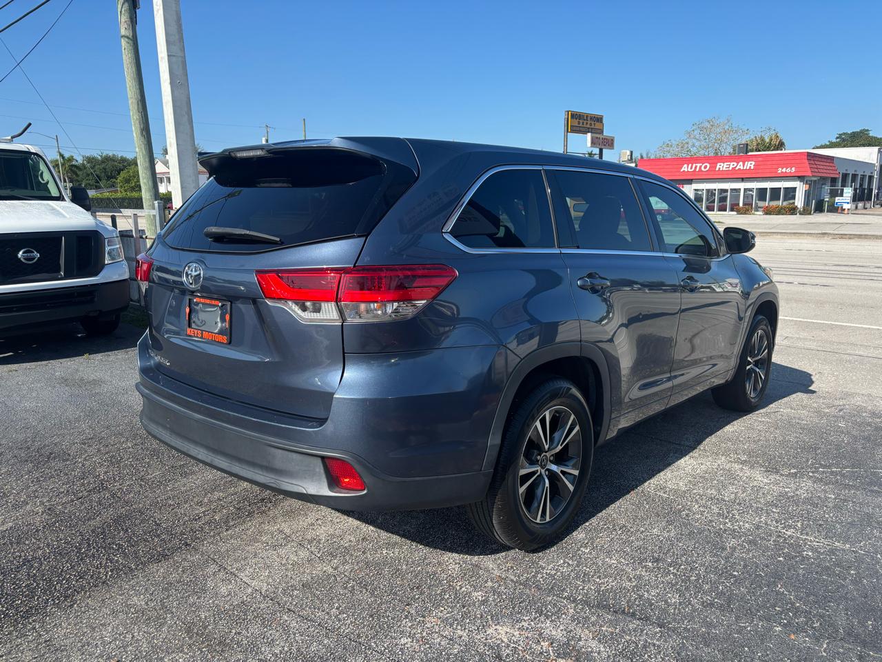 Toyota Highlander LE FWD I4 2017