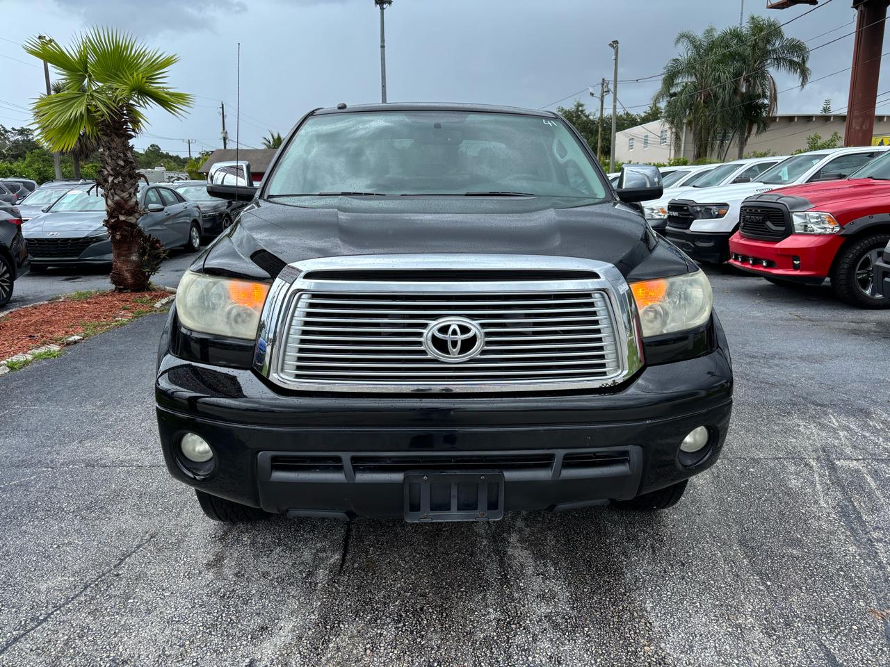 Toyota Tundra Limited 5.7L FFV CrewMax 4WD 2010