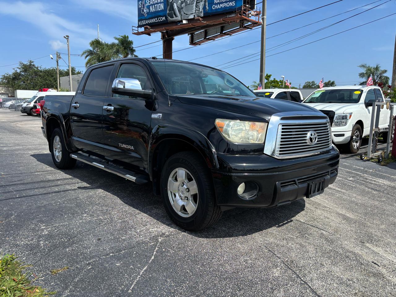 Toyota Tundra  2010