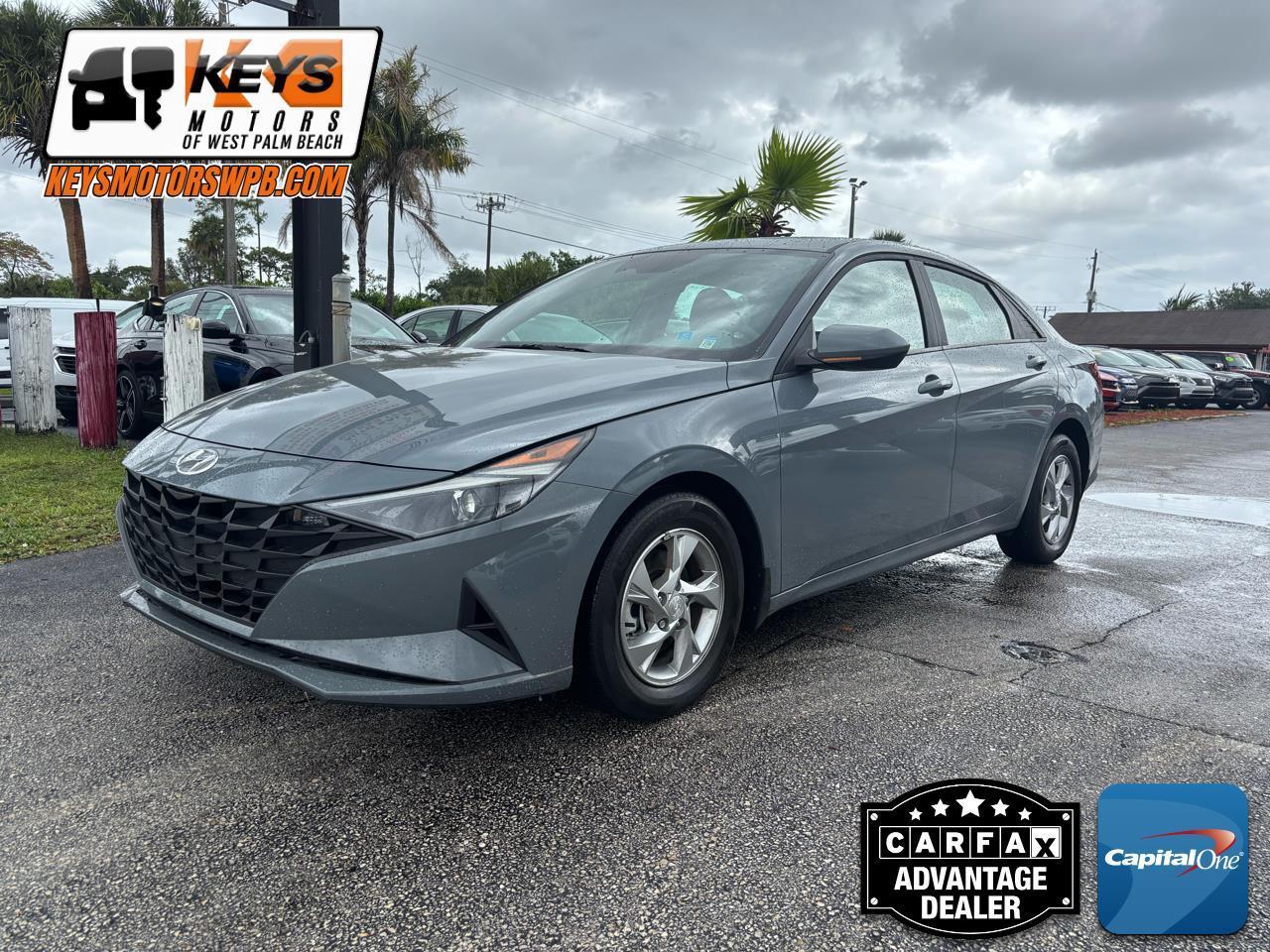 2023 Hyundai Elantra SE