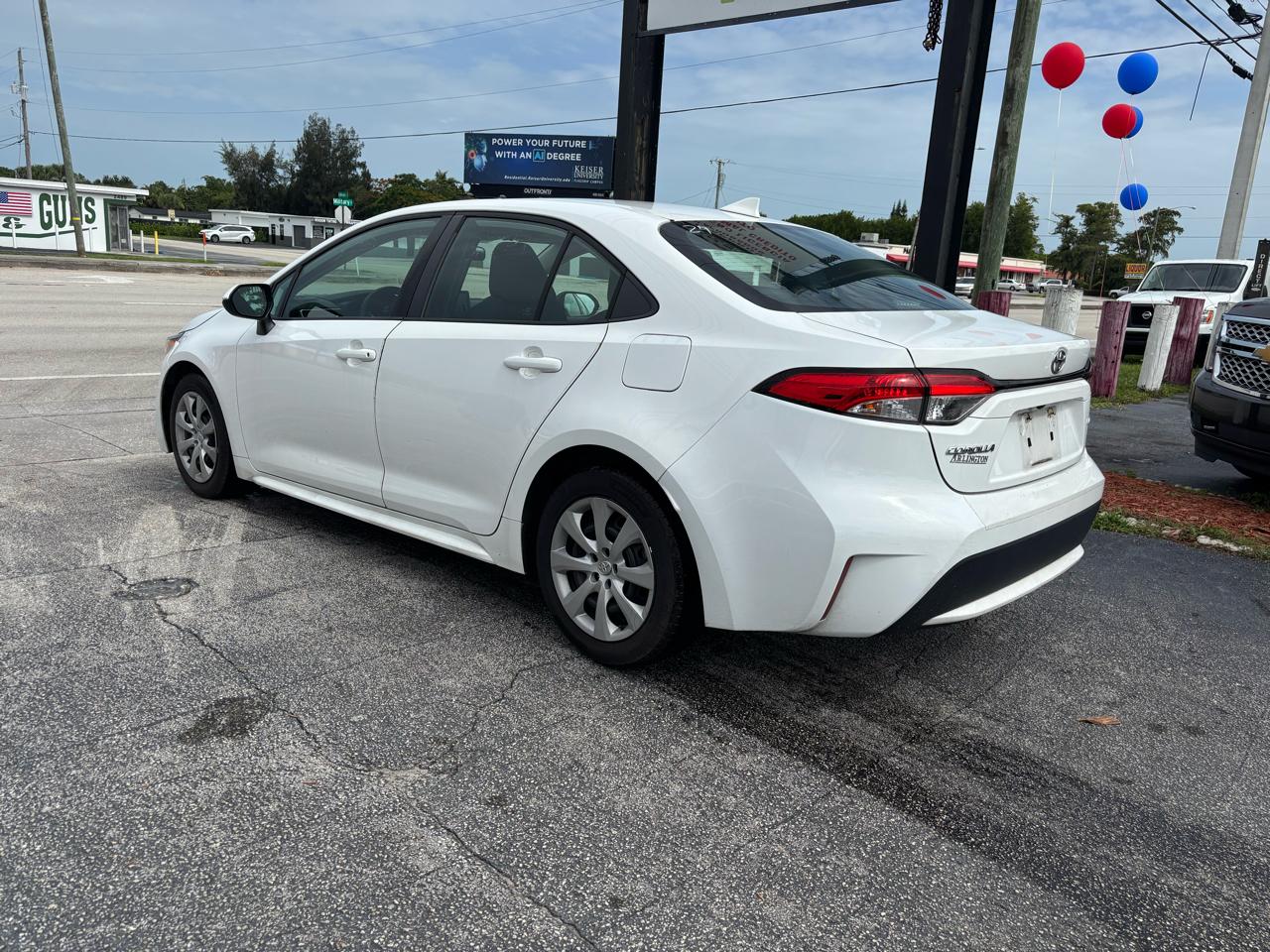 Toyota Corolla LE CVT (Natl) 2021