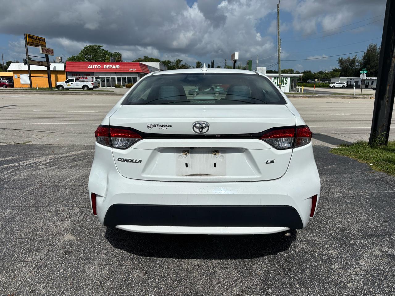 Toyota Corolla LE CVT (Natl) 2022