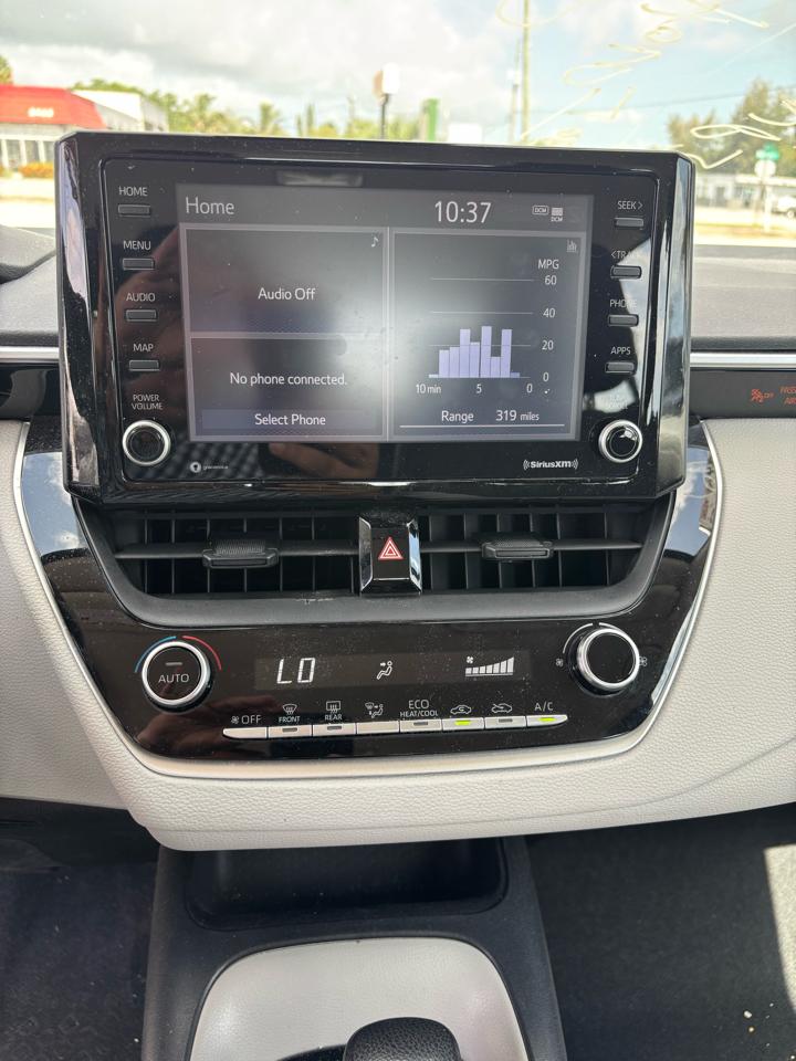 Toyota Corolla LE CVT (Natl) 2022