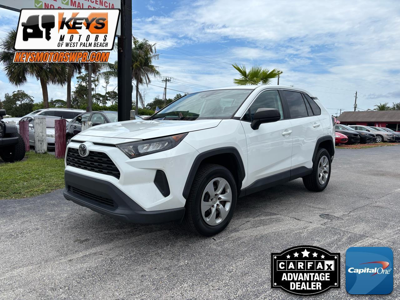 2022 Toyota RAV4 LE FWD (Natl)
